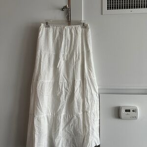 Chic White Maxi Skirt